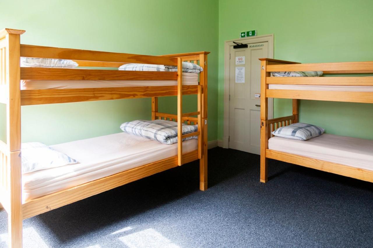 Dundee Backpackers Hostel Esterno foto